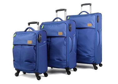 Ultralight Nylon travel luggage set with aluminium retractable trolley and external skate wheels