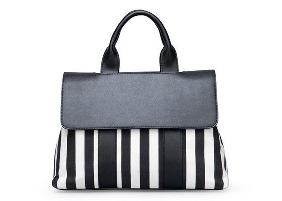 Over grown type Fashion Ladies Handbags double theftproof snap fastener