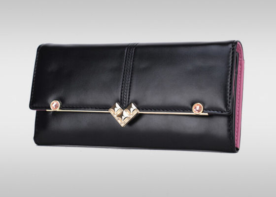 Retro pattern PU Wallet with custom acid resistant zinc alloy hardware
